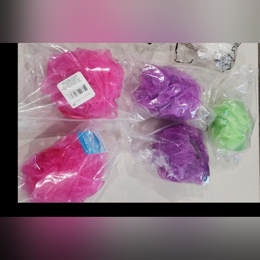 Bath Loofahs (Only 5 Remaining)
